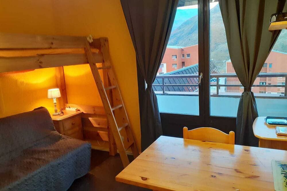 Sonniges Studio für 3 Pers., direkt an der Piste, Südwestbalkon 1