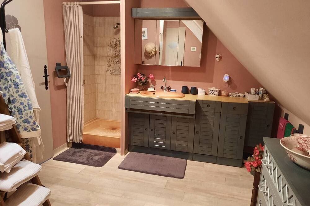 Foto 3 von 16: Les Bosquets: A Charming Bed and Breakfast Where Pets Are Welcome