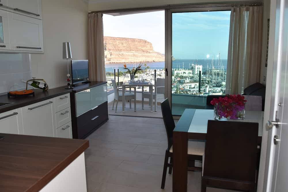 Foto 10 von 30: Apt. 1ºB \"Spectacular views of the sea and the marina of Puerto de Mogán\"