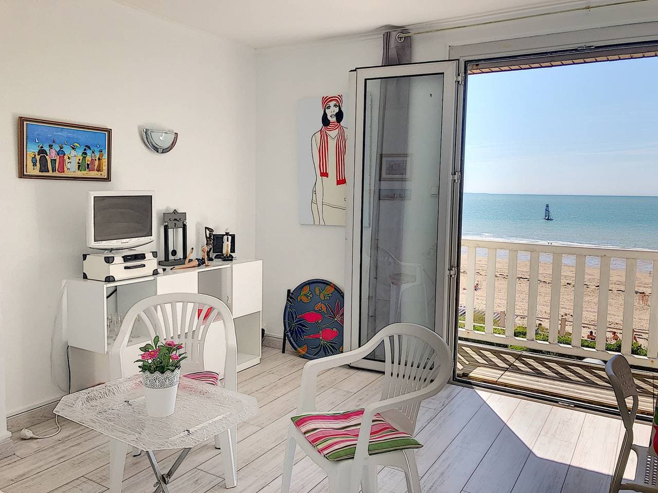 Foto 8 von 19: Wohnung mit Balkon, Garten und direktem Strandzugang