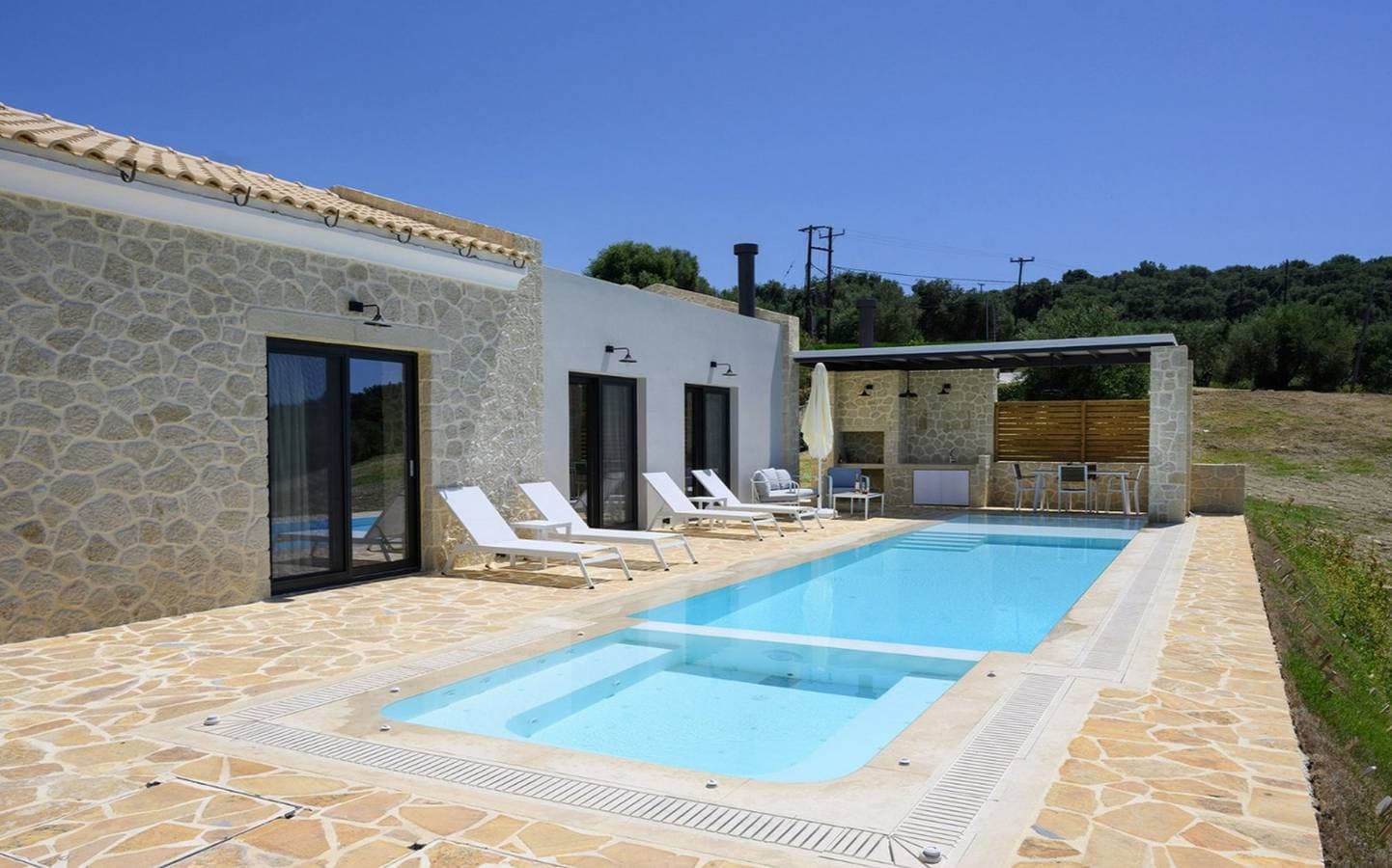Foto 4 von 25: Villa für 6 Personen mit Garten