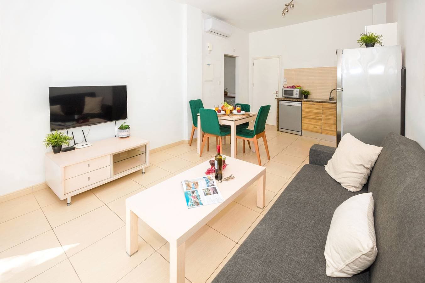 Foto 10 von 36: Ferienwohnung für 3 Personen mit Pool