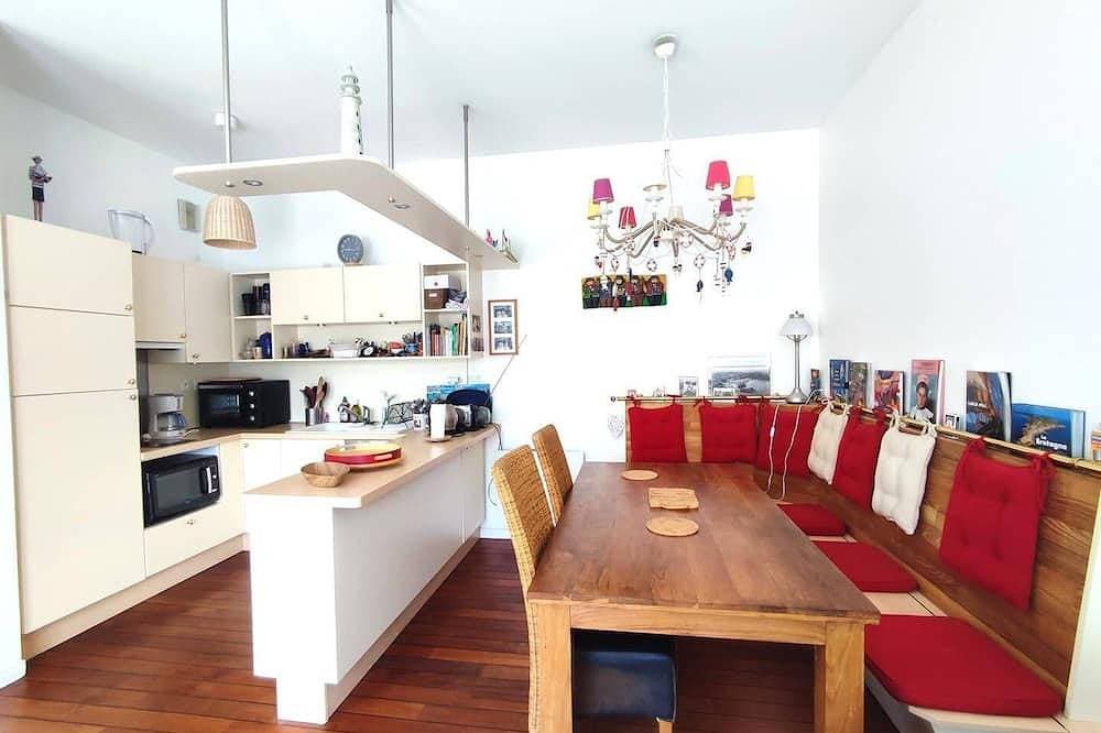 Foto 12 von 15: Beautiful sea view duplex in a residence facing the Coz beach in Tregastel