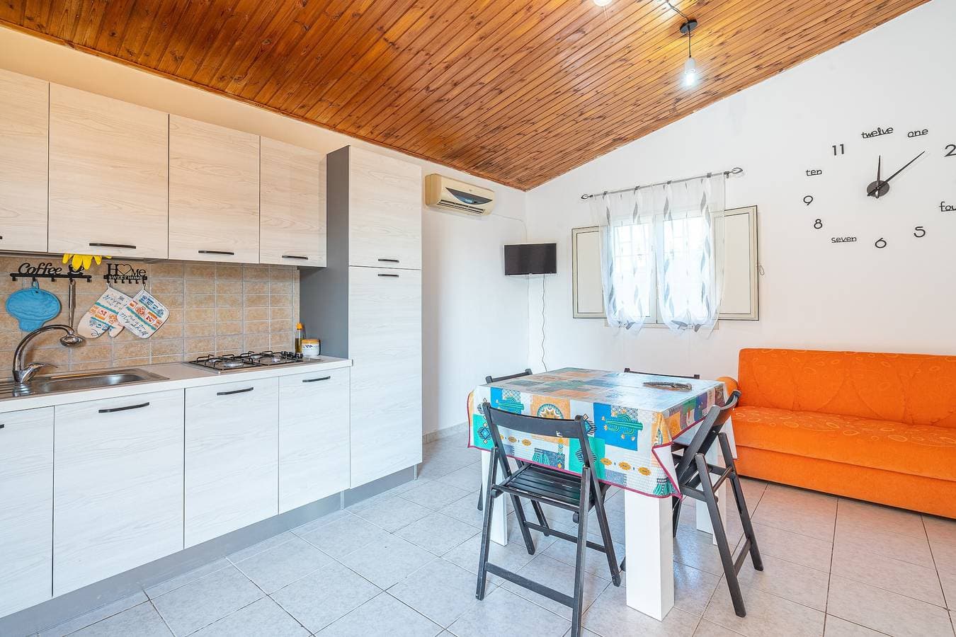 Foto 5 von 25: Villa 'Plemmirium Ondosum' mit privater Terrasse, WLAN und Klimaanlage