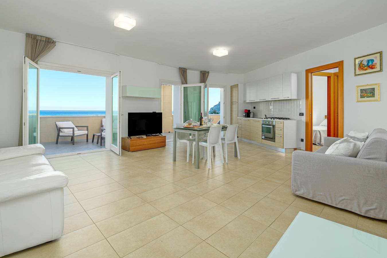 Foto 6 von 27: Lichtdurchflutete Ferienwohnung "Villa Marconi 9" mit Meerblick und privater Terrasse