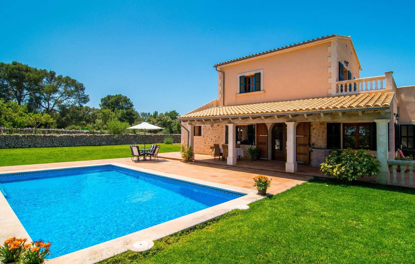 Foto 11 von 41: Modernes Apartment mit Terrasse, Pool und Grill - in der Nähe von Lloret de Vistalegre