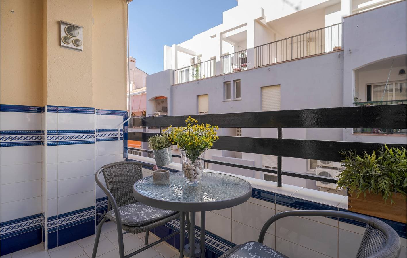 Foto 2 von 17: 70m² Wohnung mit Parkplatz, AC, Terrasse & WiFi in der Nähe von Playa Mati