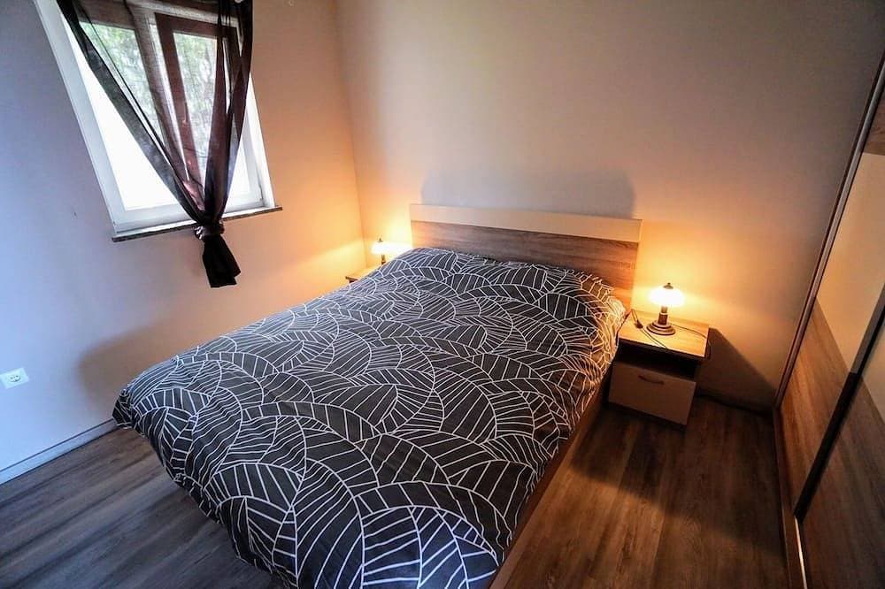Foto 3 von 15: 2-Zimmer-Ferienwohnung mit Balkon und Meerblick Crveni Vrh, Umag
