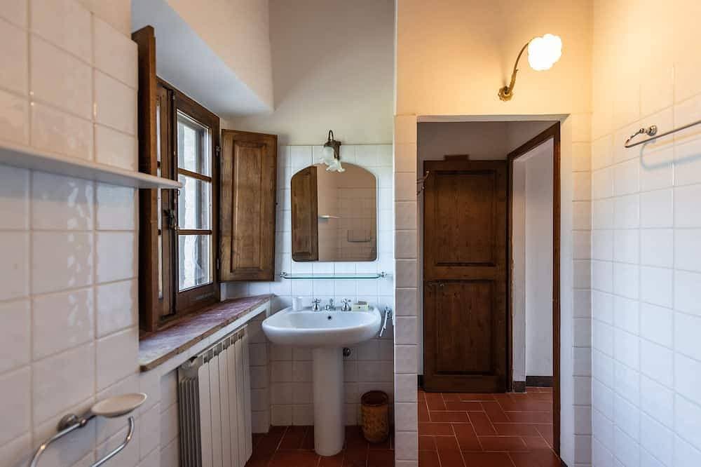 Foto 12 von 29: Typisch toskanisches Haus im Herzen der Landschaft, nur wenige Minuten von Siena Toskana entfernt