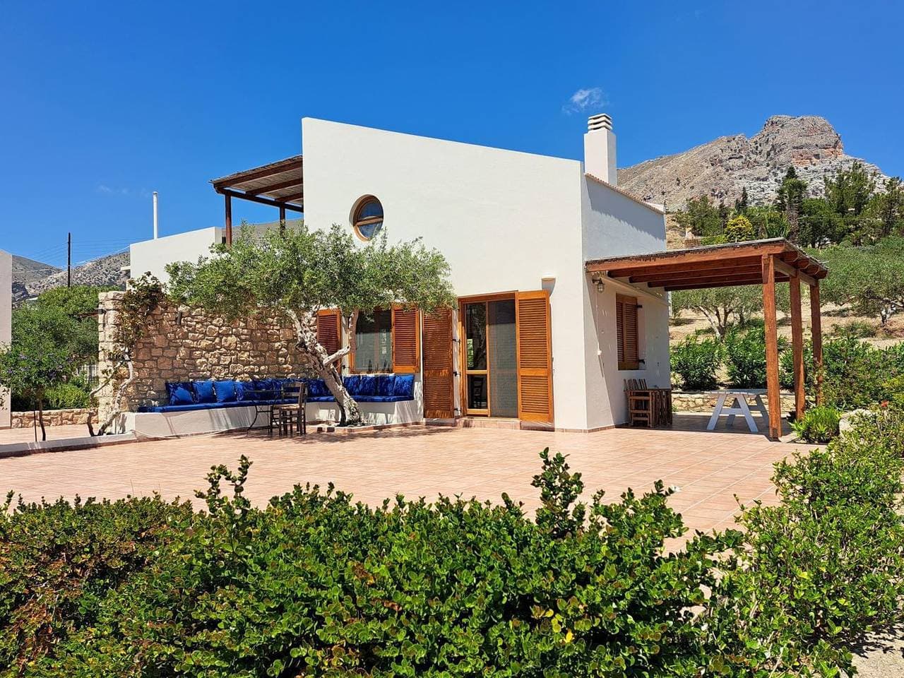 Foto 2 von 31: Traumhafter Blick auf Landschaft und Meer - Ferienhaus Keratokampos, Kreta