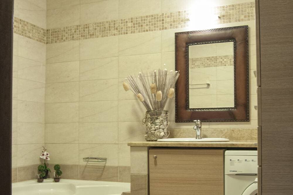 Foto 3 von 15: Das Beachfront Apartment ist Teil des Villa Omega-Komplexes am Lygaria Beach.