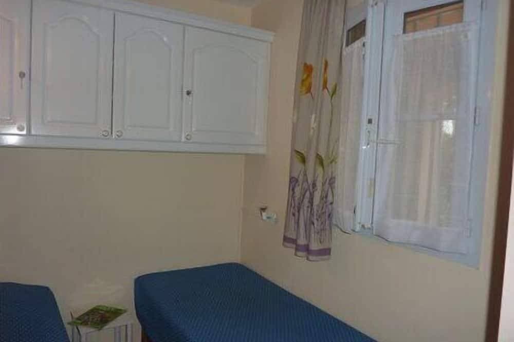 Foto 2 von 30: Super T2 in Les Issambres 5 Betten Loggia & Privatgarten mit Meerblick Schwimmbad Tennis