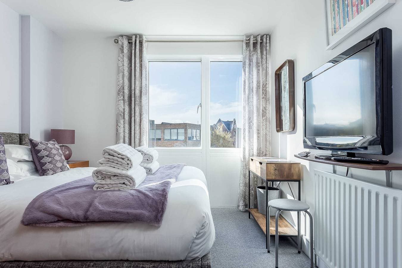 Foto 4 von 34: Sunnyside - Apartment Moments from Poole Quay