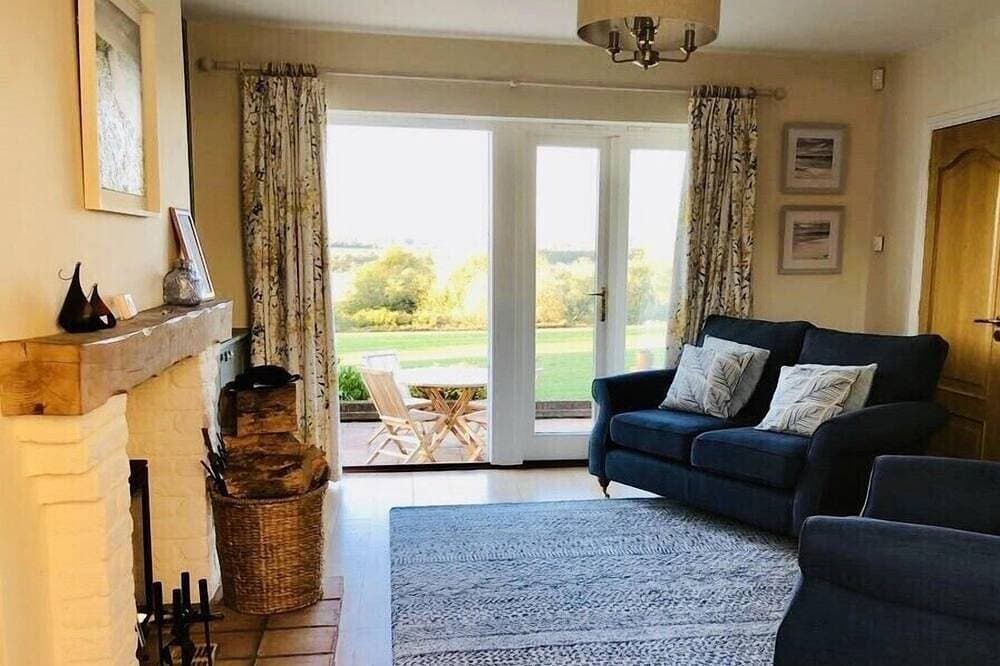 Foto 13 von 30: Riverside Rückzugsort mit Blick auf das atemberaubende Waveney Valley - Angeln und Kajakfahren