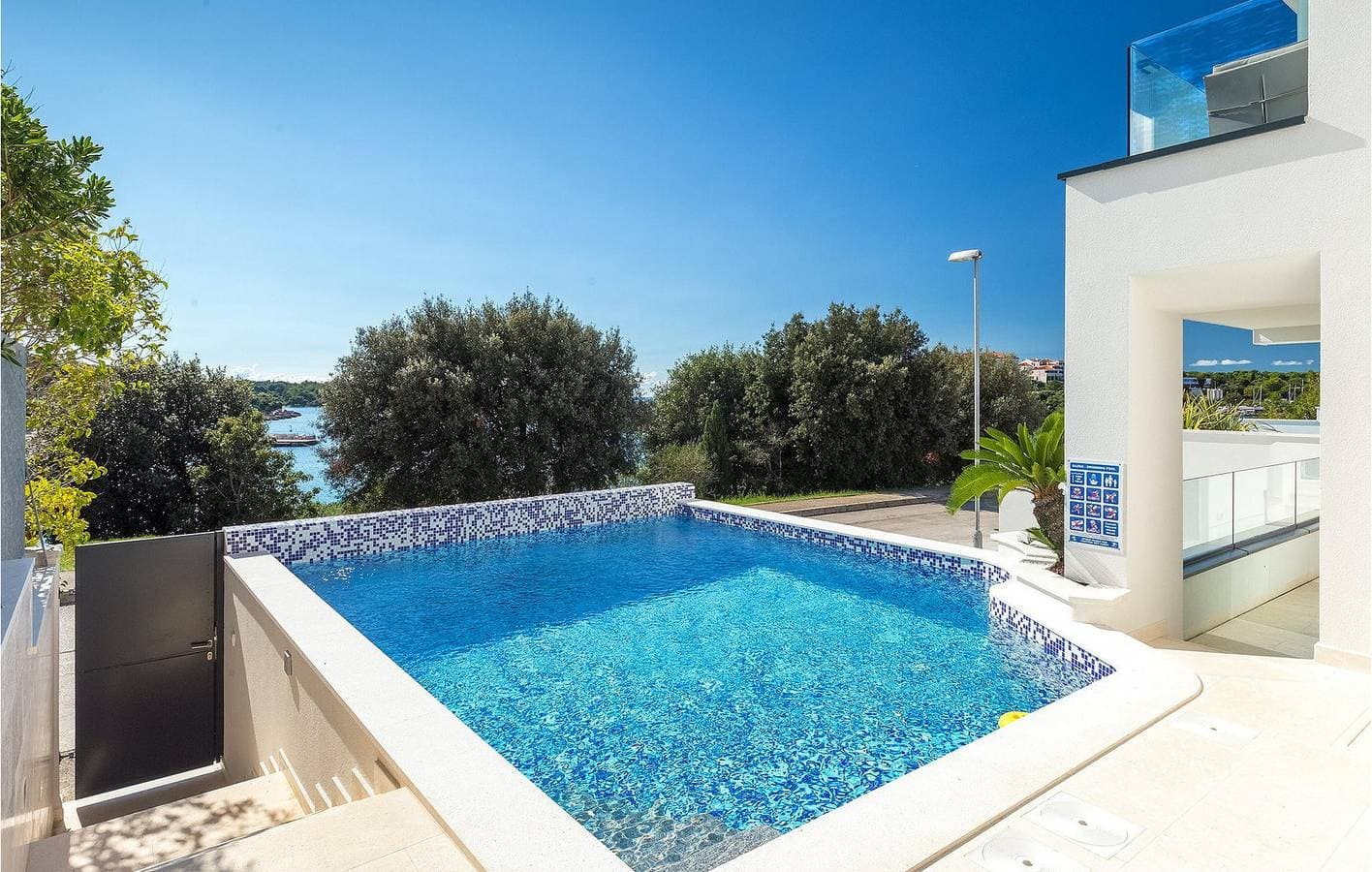 Foto 7 von 40: Geräumige 2-Zimmer-Wohnung mit Pool, WLAN und Strandzugang – Havajka 1 km
