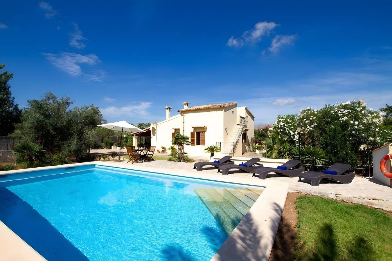 Foto 13 von 14: Villa 'L'Embat' mit Bergblick, privatem Pool und Wi-Fi