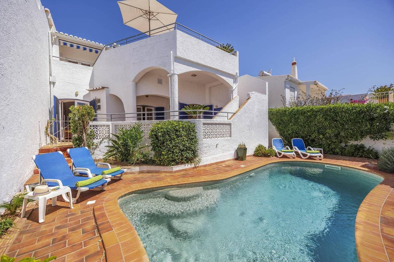 Foto 10 von 30: Villa für 8 Personen mit Garten