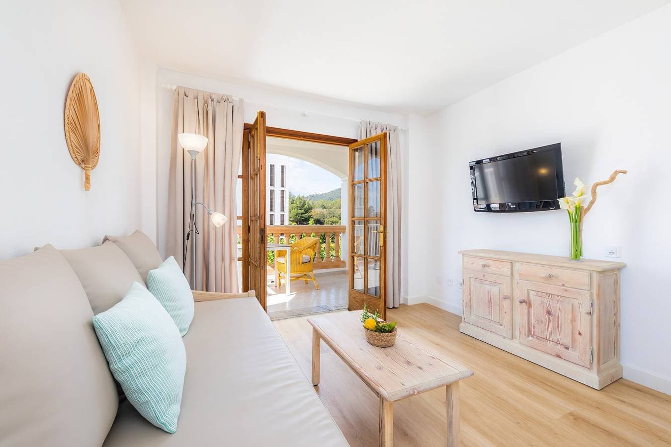 Foto 5 von 28: Strandnahes Apartment mit Zugang zum Pool, einer privaten Terrasse, Klimaanlage und WLAN