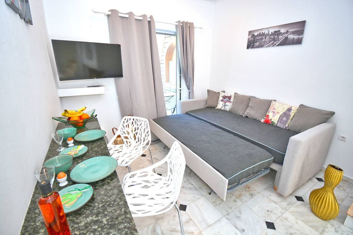 Foto 4 von 33: Apartment 'Doliva Anthi' mit privatem Whirlpool, Bergblick, WLAN und Klimaanlage