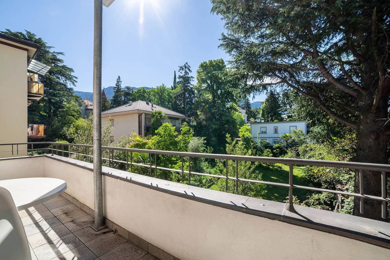 Foto 2 von 16: Residenz Hubertus Ferienwohnung 2 mit Balkon & WLAN