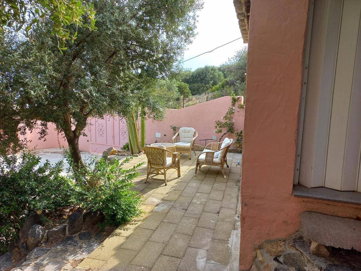 Foto 4 von 20: Three-Bedroom House