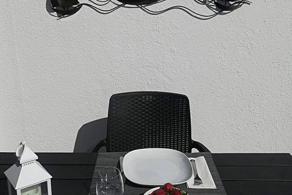 Foto 10 von 19: Apartment mit Terrasse mit Meerblick - 2 Minuten vom Strand entfernt