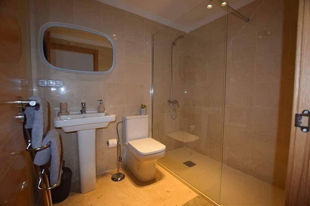 Foto 11 von 30: Einführungsangebot - Luxuriöse Wohnung mit 2 Schlafzimmern, 2 Badezimmern in Strandnähe
