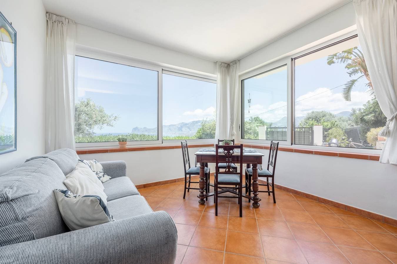 Foto 4 von 31: Villa 'Anna Messina' mit Meerblick, WLAN und Klimaanlage