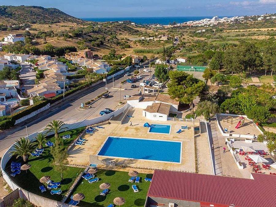 Foto 4 von 31: Camping Orbitur Valverde - Bungalow 2 personen - Atlantico 2 Pers, 21m2, 2 Zimmer, 1 Schlafzimmer