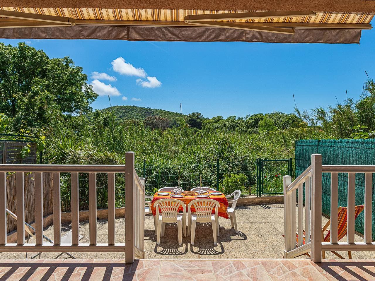 Bormes les Mimosas 2 km von Le Lavandou: Residenz Les Mimosanes 1