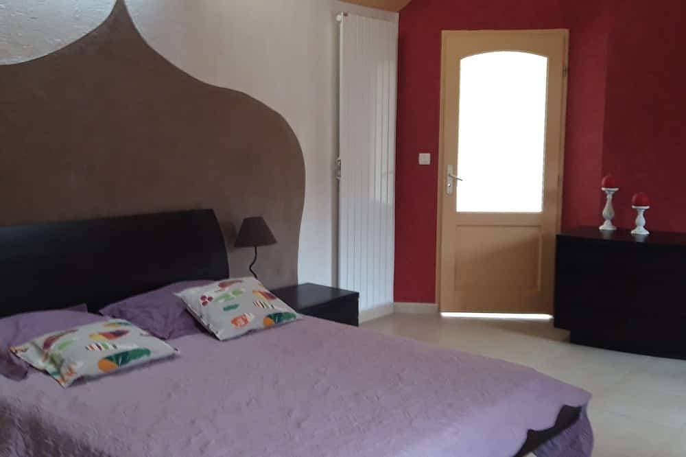 Foto 2 von 21: Country house a few minutes from the sea and the pink granite coast