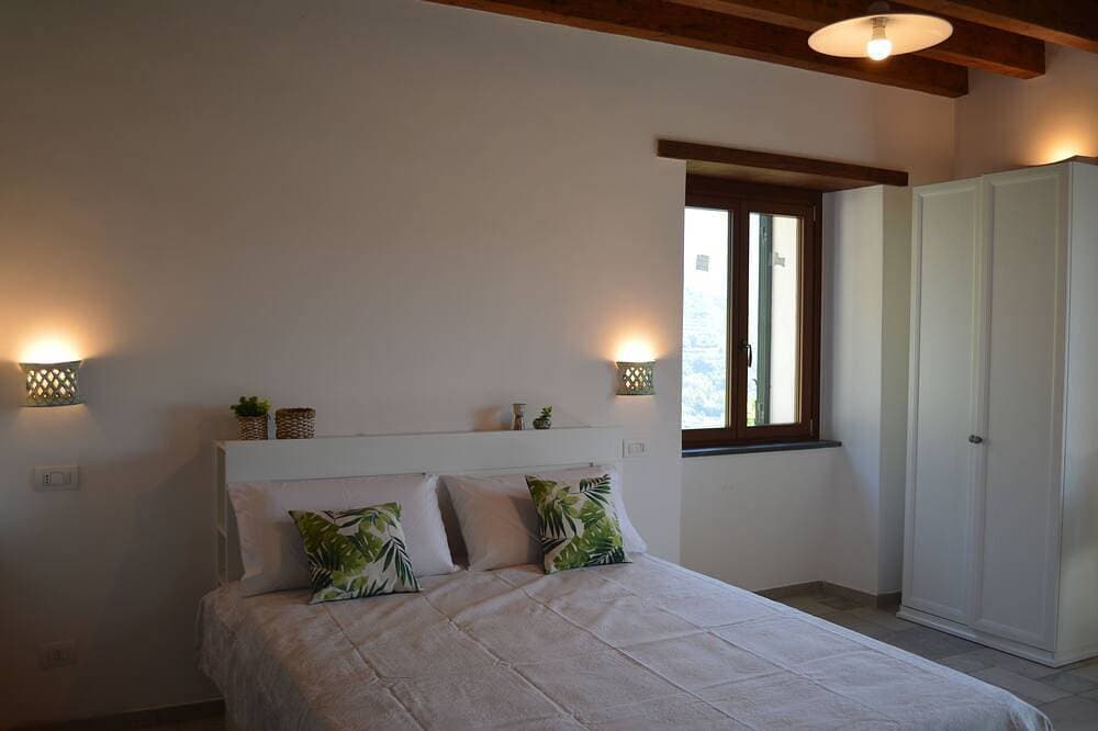 Foto 7 von 30: Old Farmhouse \"Green Apt\",trekking lovers vacation homes with splendid views