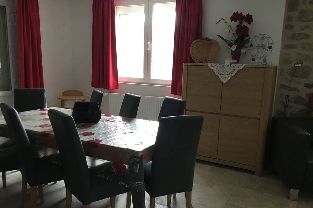 Foto 11 von 22: 4-Personen-Gîte im Erdgeschoss unseres Hauses in den Ardèche Bergen