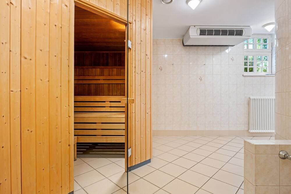Foto 4 von 7: Niedliche Ferienwohnung in erstklassiger Strandlage mit Sauna in der Anlage
