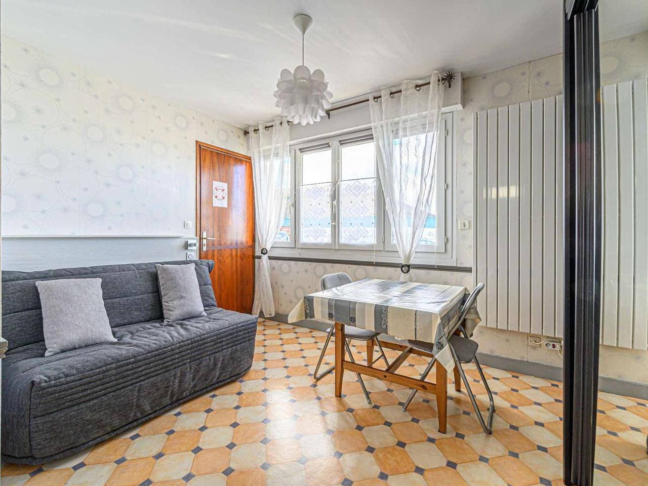 Foto 6 von 13: Studio Charmant avec Vue sur Port - Proche Commerces et Plages, Étel, Morbihan - Fr-1-479-127