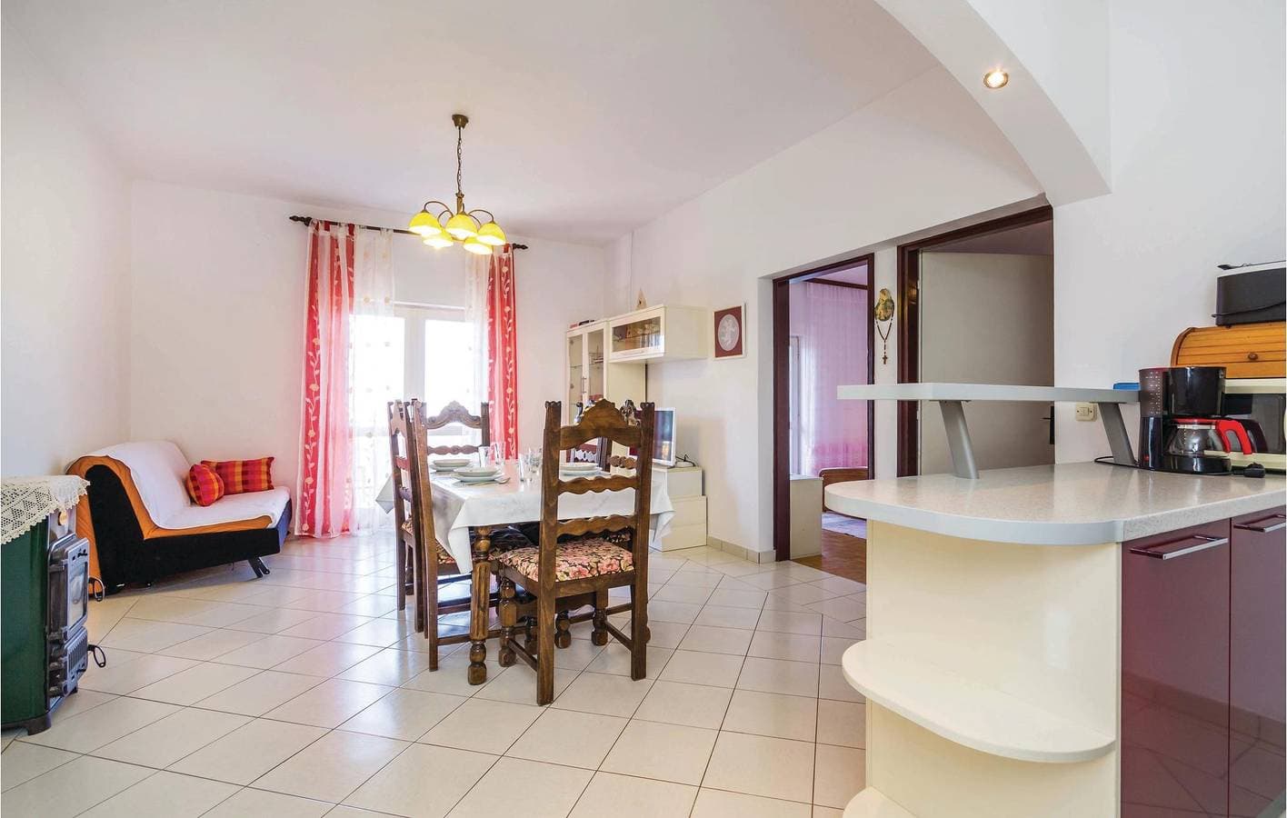 Foto 6 von 27: Charmantes Apartment mit Meerblick, Terrasse, Parkplatz und Zugang zum Strand