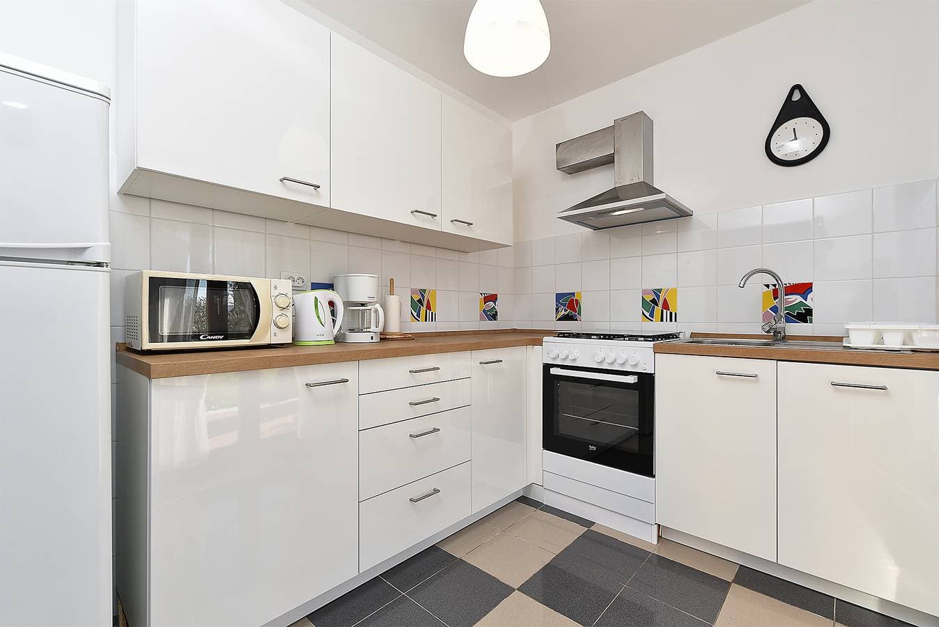 Foto 6 von 20: Ferienwohnung für 4 Personen mit Terrasse