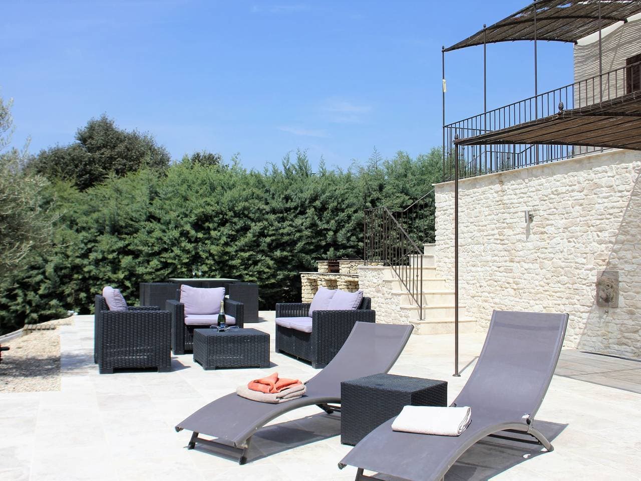 Foto 5 von 40: Villa im Lubéron mit Salzwasserpool