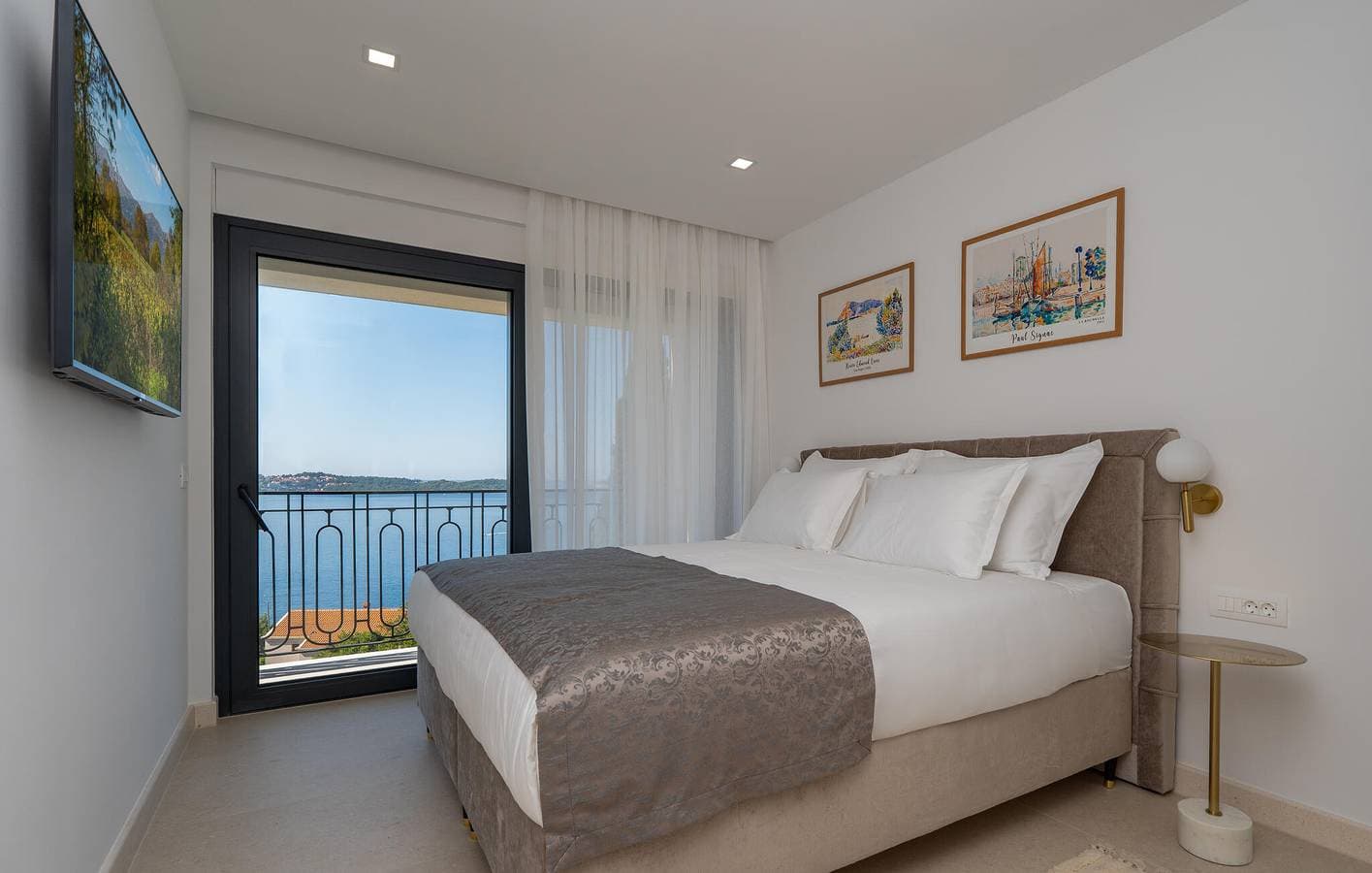 Foto 7 von 45: Geräumige 2-Zimmer-Wohnung mit Pool, Terrasse und 800 m zum Strand