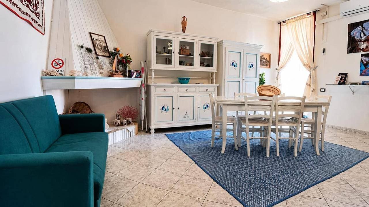Foto 4 von 13: Double Room with Private Bathroom