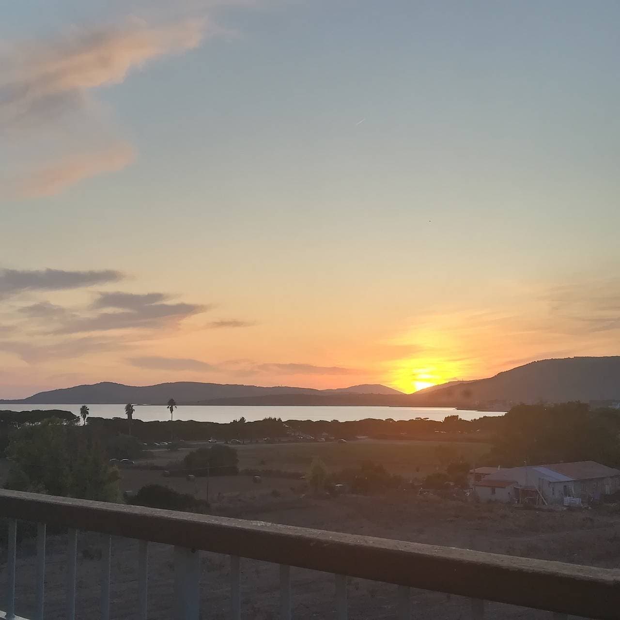 Foto 3 von 23: Spektakulärer Meerblick: Apartment Sunshine nur wenige Meter vom Strand von Maria Pia entfernt
