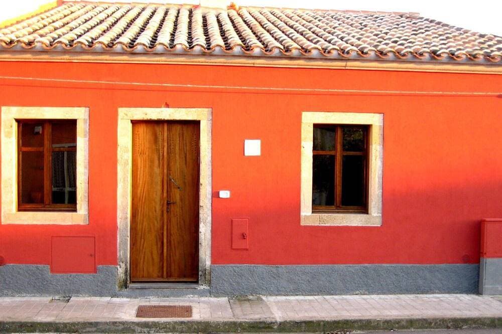 Foto 9 von 27: Charming house with beautiful garden, close to the beach. Free WiFi!