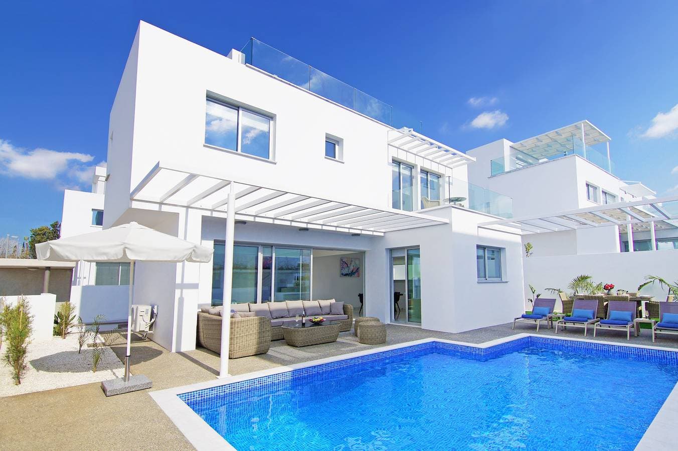 Villa 1