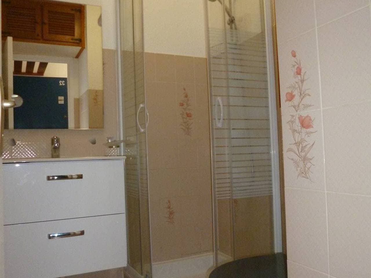 Foto 9 von 9: Studio mit Parkplatz in der Nähe des Thau-Sees, 1-Sterne klassifiziert