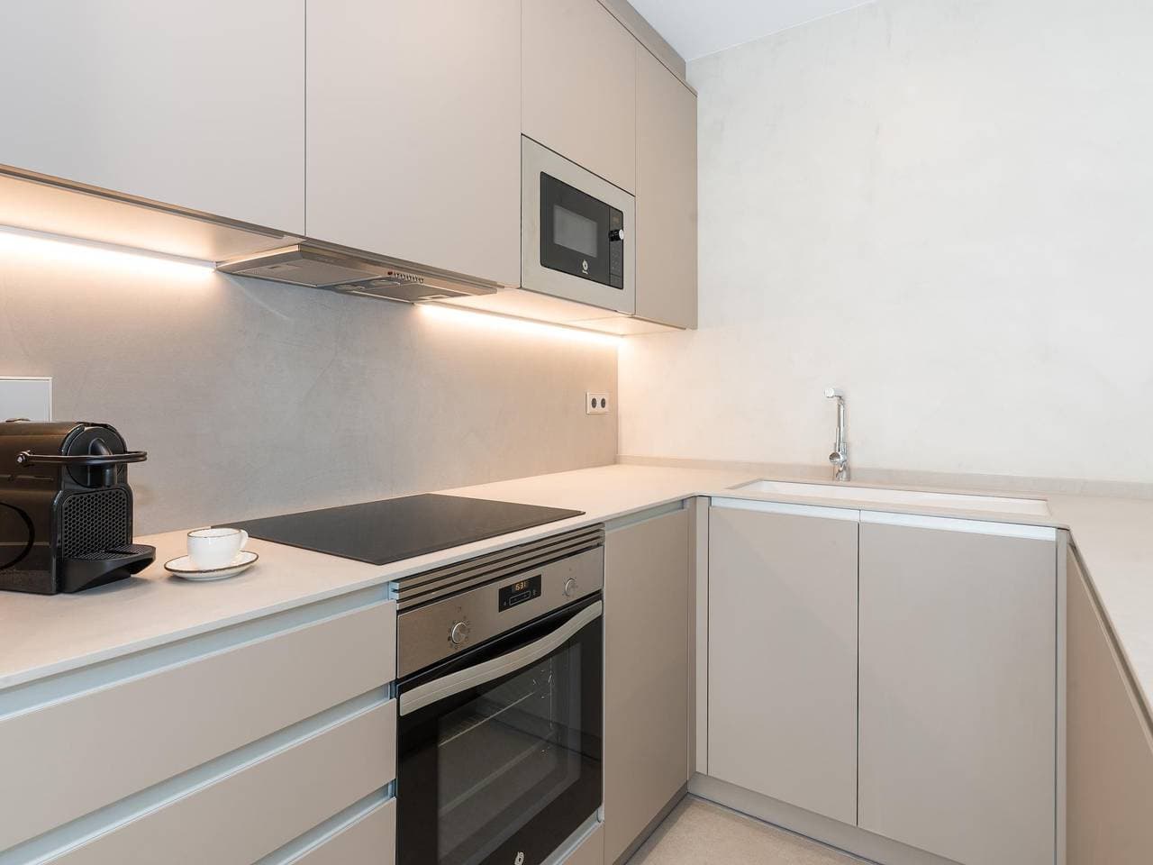 Foto 13 von 38: Gemütliche 1-Zimmer-Wohnung mit Balkon, 500 m vom Stadtzentrum von Sitges entfernt