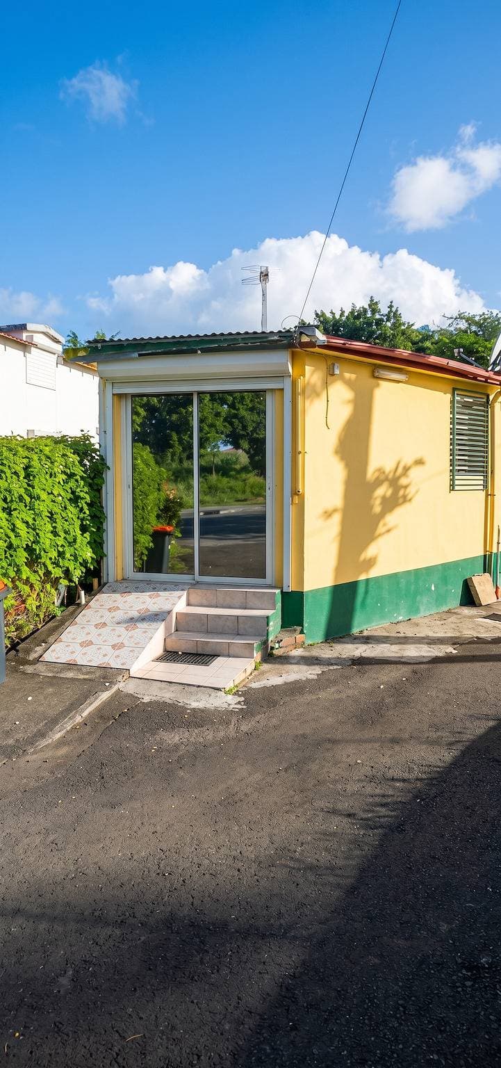Foto 3 von 12: Komfortables Haus in Baie-Mahault mit Klimaanlage