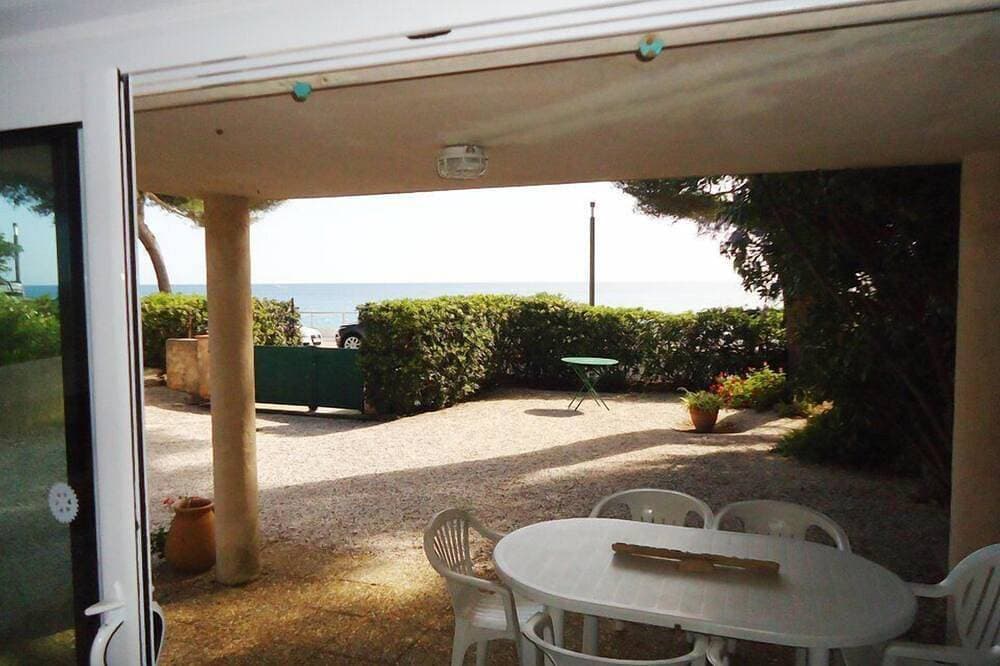 Foto 12 von 16: Beautiful apartment for 6 pers in front of the sea and the Gigaro beach