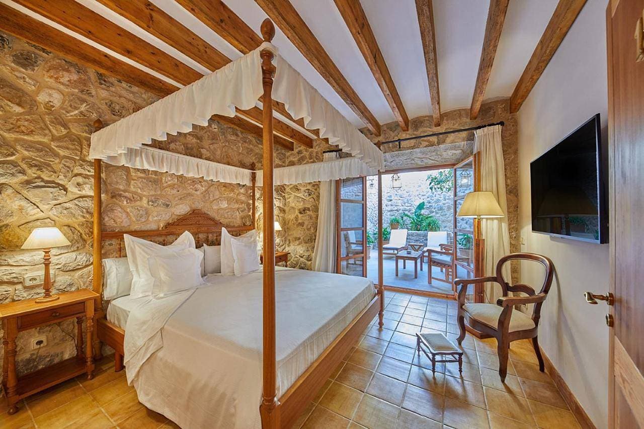 Foto 7 von 37: Double Room with Terrace with Hot Tub - Annex