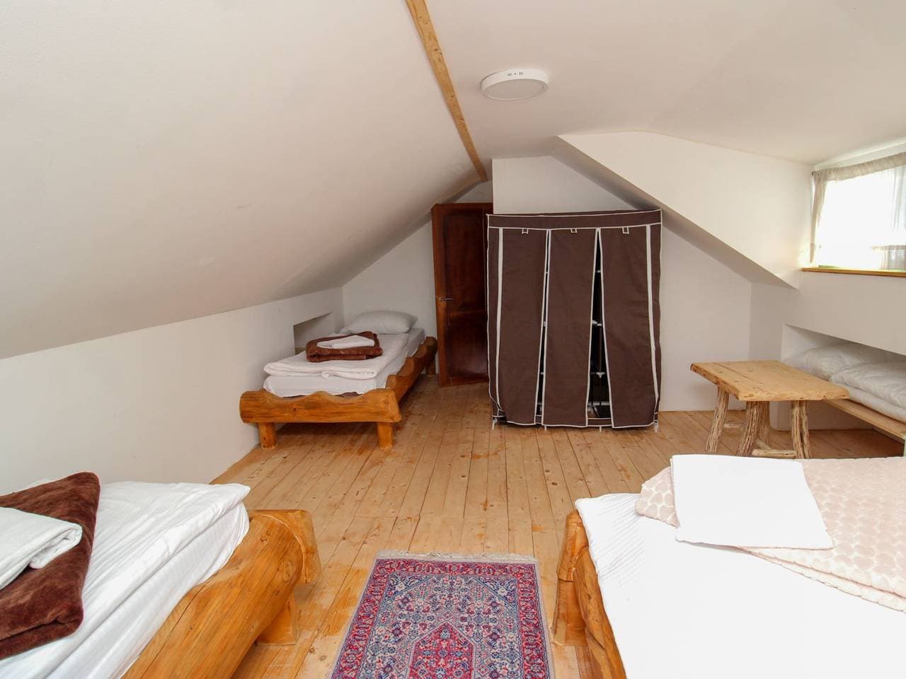 Foto 6 von 12: Ethno Village Dolina Mira - Two Bedroom Holiday Home (Romanija)