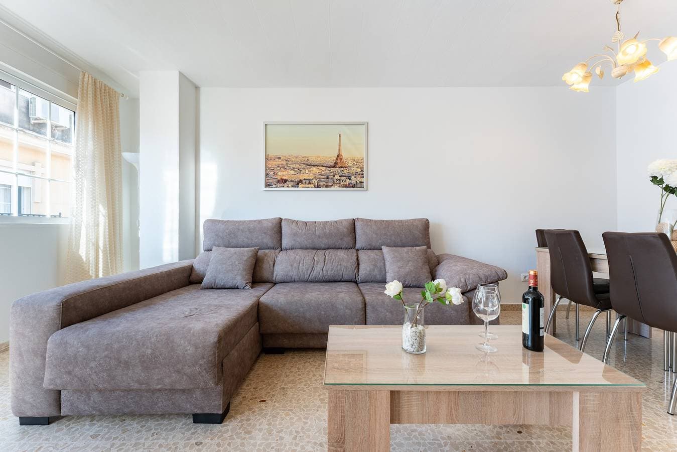 Foto 3 von 22: Ferienwohnung 'Fuengirola' mit Balkon, WLAN und Klimaanlage